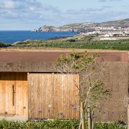 Santa Barbara Eco-beach Hotel