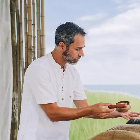 Santa Barbara Eco-beach Szálloda