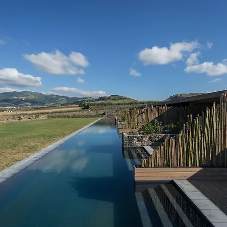 Santa Barbara Eco-beach Otel 4*