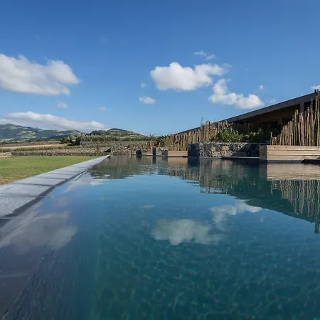 Santa Barbara Eco-beach Szálloda