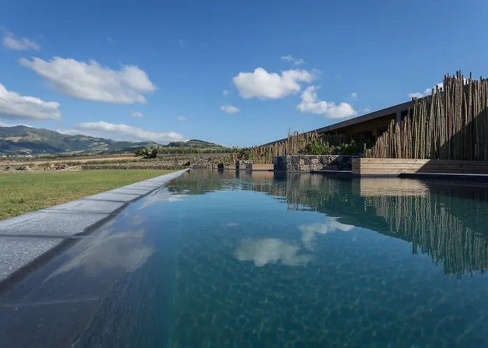 Santa Barbara Eco-beach מלון