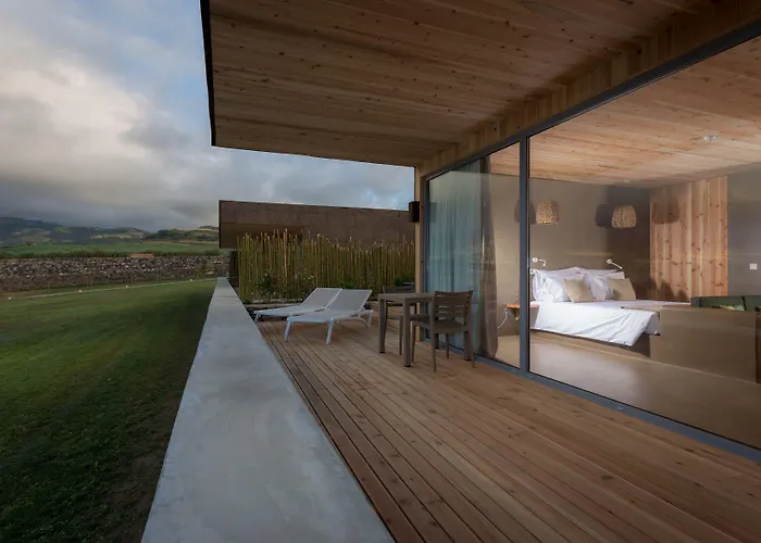 מלון Santa Barbara Eco-beach